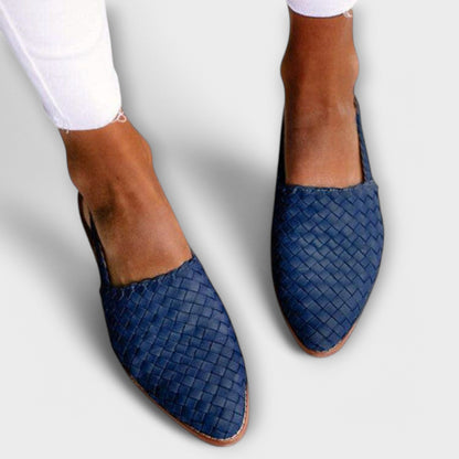 Sandy - Woven Leather Moccasins