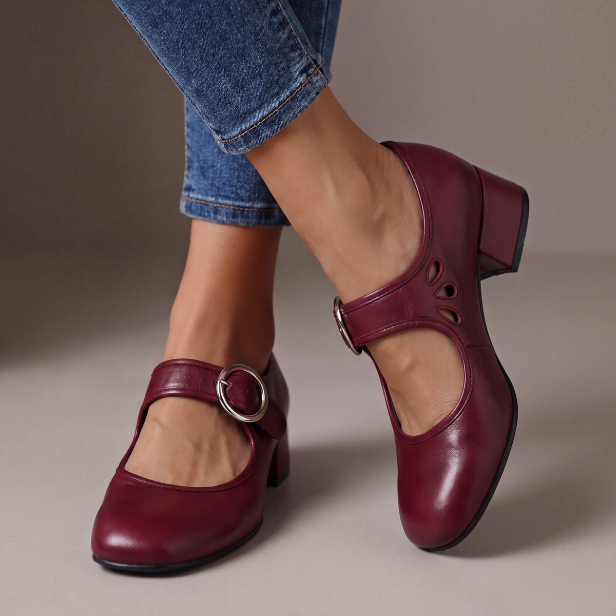 Véronique block-heel Mary Jane shoes
